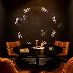 فندق Moxy Sec