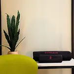 Revolver Hotel Glasgow