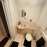 Tartan Nest- Entire House- Sleeps 8 Guests 公寓 格拉斯哥