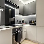 2br West End Near Botanic Gardens Apartamento *