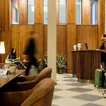 酒店 The Wellington By Adina 4*