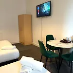 Piccolo 4* グラスゴー
