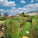 3br Flat Near Maryhill Park And West End With Parking Apartamento *