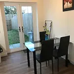 Ng Проживание в семье *