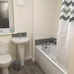 Ng Проживание в семье *