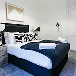 Holiday home Cambridge Glasgow