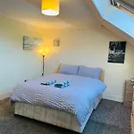 The Nest Retreat