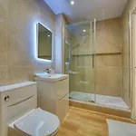 Modern Luxe In Centre