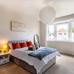 דירה Modern 3 Bedroom In Kings Park