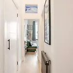 דירה Warm Upgraded Top-floor Flat In Finnieston