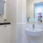 Collegelands In Apartment Glasgow