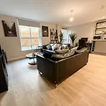 2-bed Flat In East End Glasgow