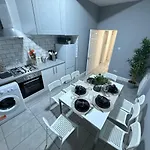 Apartment Centre New