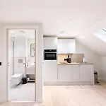 Vcity At The Teacher Aparthotel