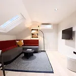 Vcity At The Teacher 4*