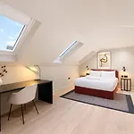 Vcity At The Teacher Aparthotel