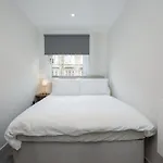 דירה 1br Shawlands Walk To Queens Park With Parking גלאזגו