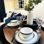 Modern 2 Bedroom Ground Floor Near Centre Apartment Glasgow