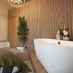 Romantic Brand New Flat, Centre Glasgow