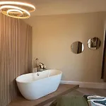 Daire Romantic Brand New Flat, Centre Glasgow