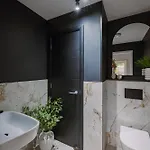 Jw Canmore Aparthouse Apartman