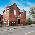 Hotspur House *
