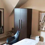 ホテル Number 10 4*