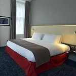 The Address 4*