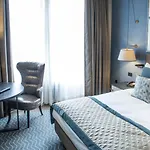 Voco Grand By Ihg מלון