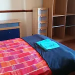Broompark House Apartman *
