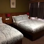 Hotel Crosshill House 4*