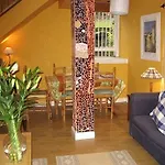 The Georgian House 2*