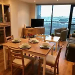 The Heights - River And View Apartmán *