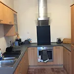Daire Scotstoun 1 Bed Flat Glasgow