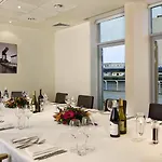 Hilton Garden Centre Hotel 4*