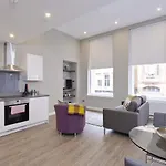 Nelson Mandela Place Апартаменты