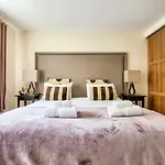 No.17 Serviced דירה *