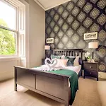 32 Victoria Crescent Road غلاسغو