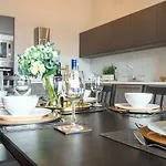 32 Victoria Crescent Road غلاسغو