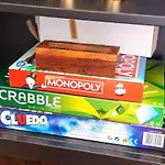 32 Victoria Crescent Road *