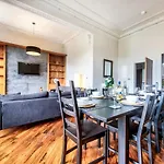 32 Victoria Crescent Road *