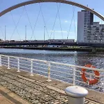 Lägenhet Arcview - Sec Hydro Two Bed Flat With Free Parking And Great View Glasgow