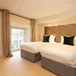 Grand In The Park Apartament