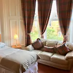 Penzion Glades House Glasgow