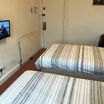 Penzion Glades House 4*