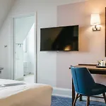 מלון Voco Grand By Ihg 4*