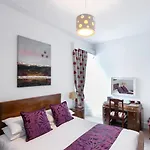 Hotel Oyo Lochinvar Glasgow