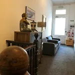 Bed & Breakfast Renfrew At Centre Glasgow