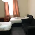 Renfrew At Centre * Glasgow