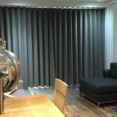 Apartmán Riverside West End